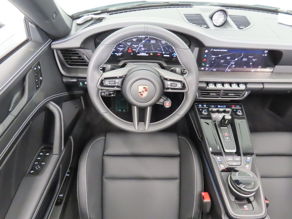 Thumbnail: 2025 Porsche 911 - 25