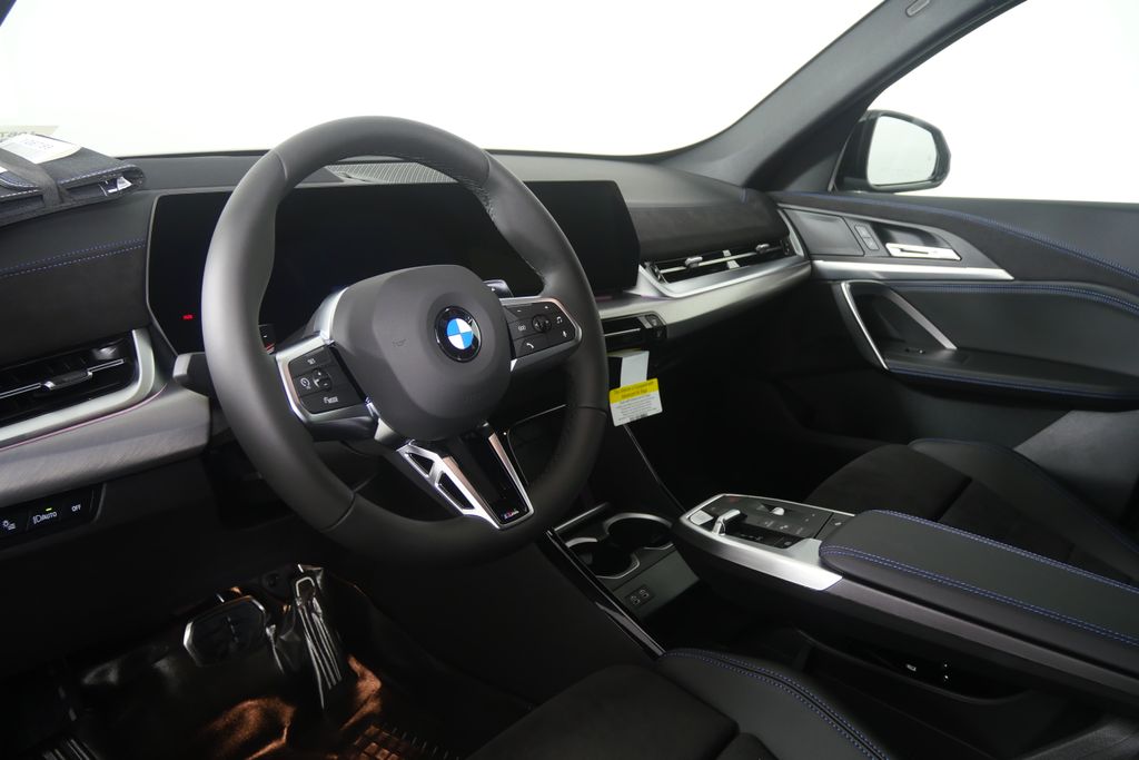 Thumbnail: 2027 BMW X1 - 12