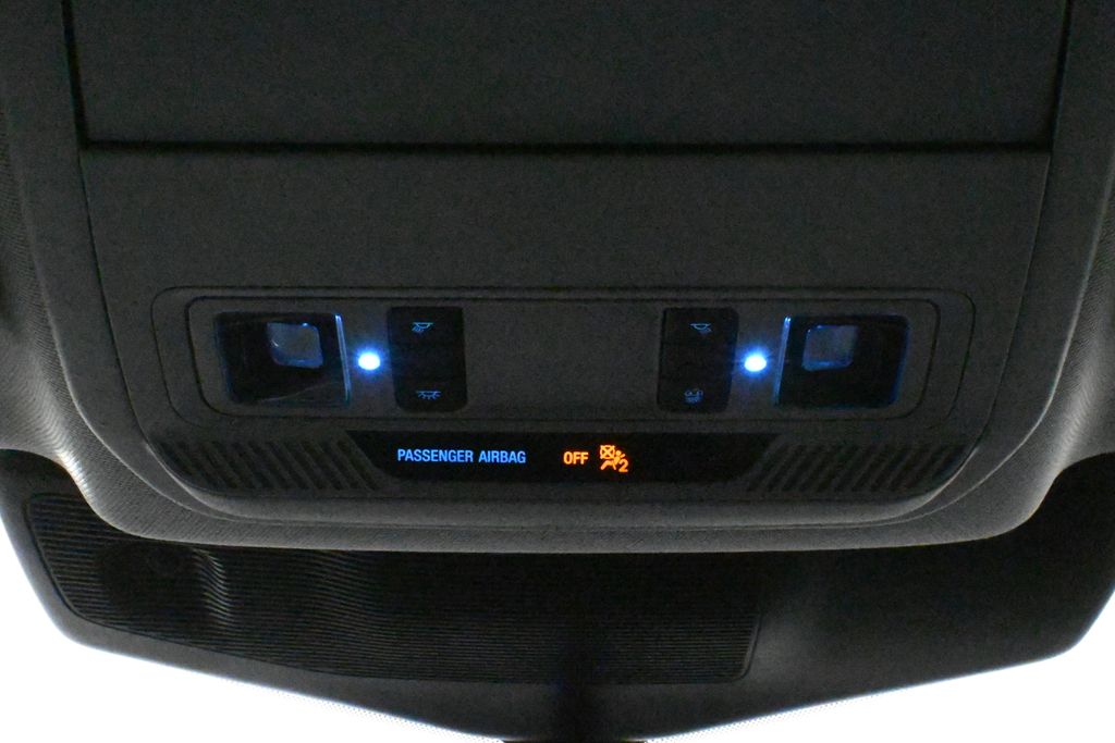 Thumbnail: 2022 Ford Explorer - 22