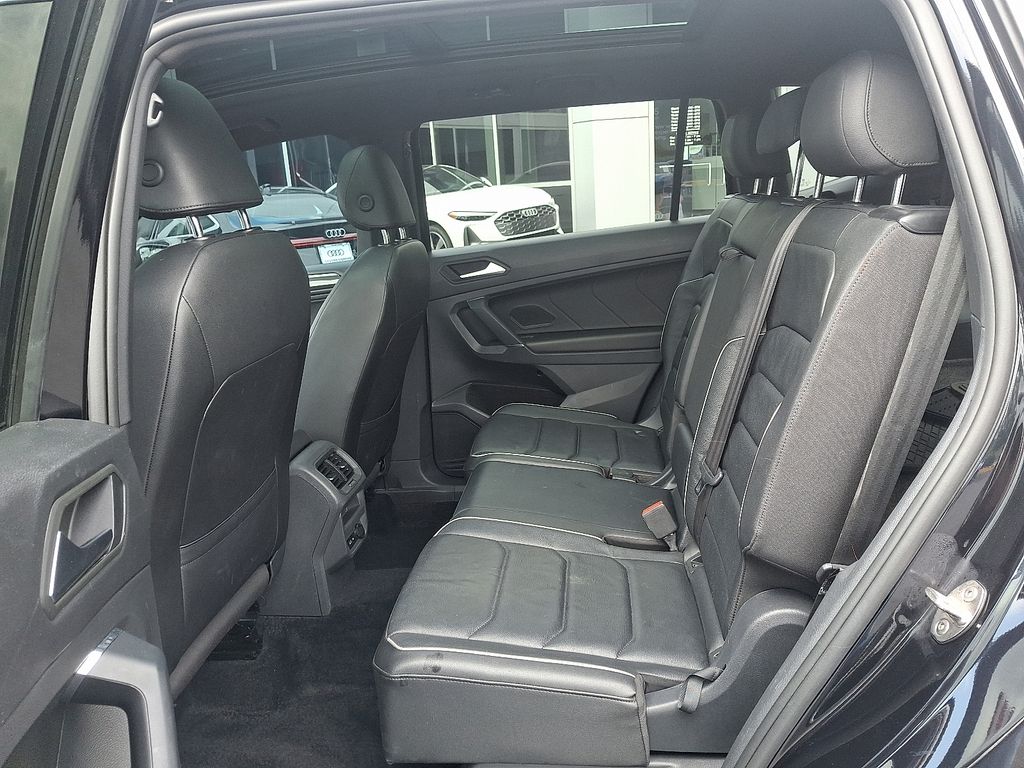 Thumbnail: 2020 Volkswagen Tiguan - 10