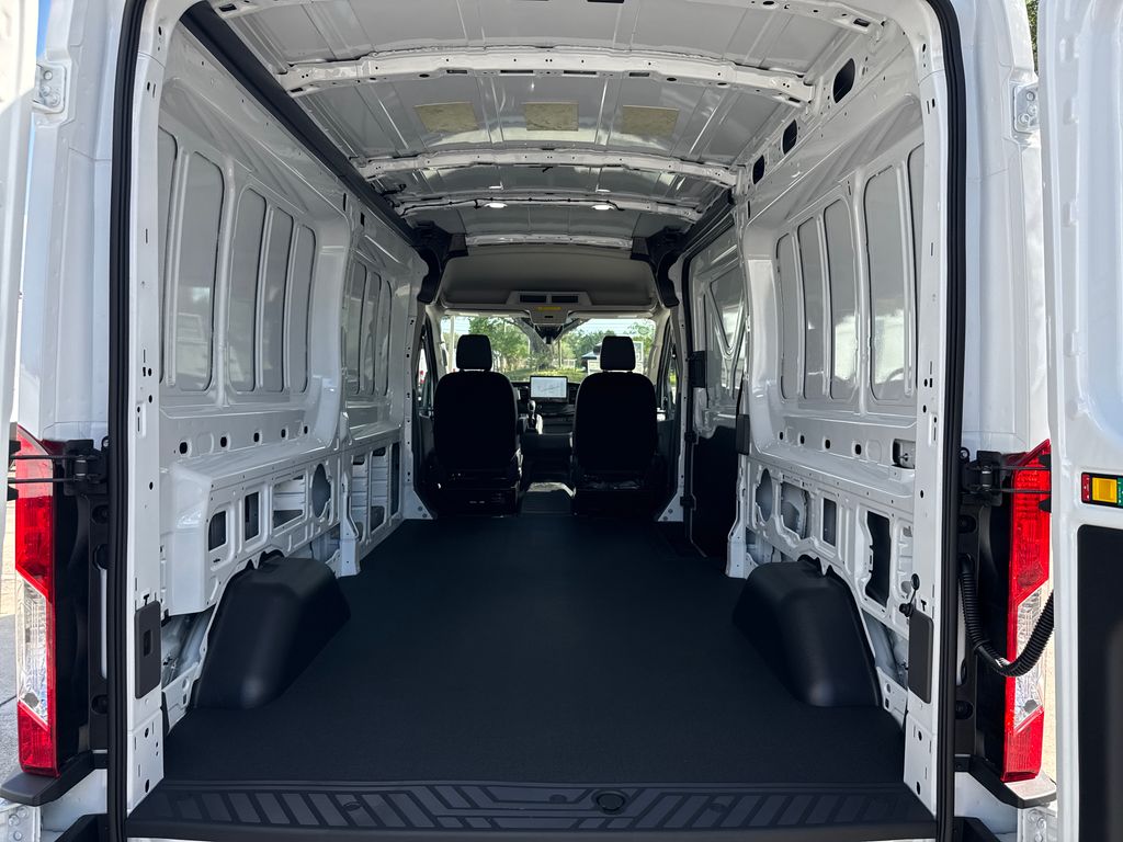 2026 Oxford White Ford Transit-250 Base RWD Van