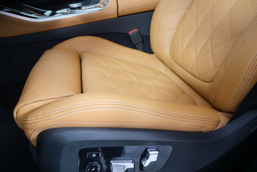 Thumbnail: 2026 BMW X5 - 9