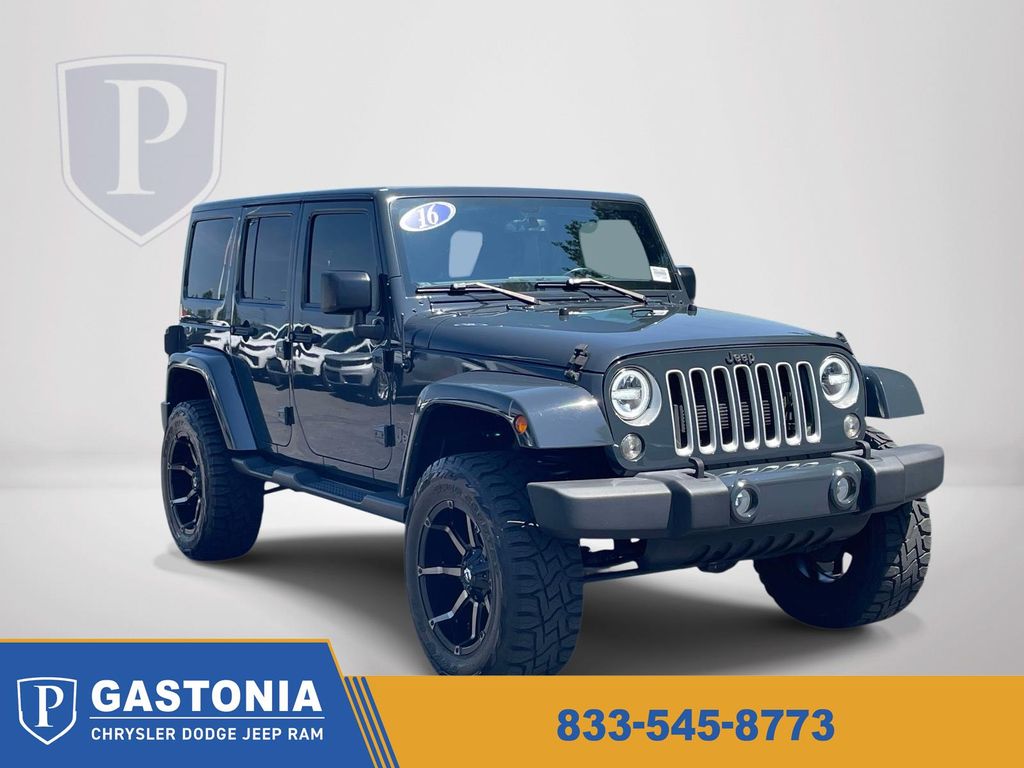 2016 Jeep Wrangler Unlimited Sahara