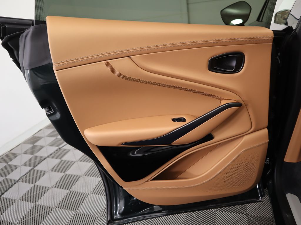 Thumbnail: 2026 Aston Martin DBX - 27