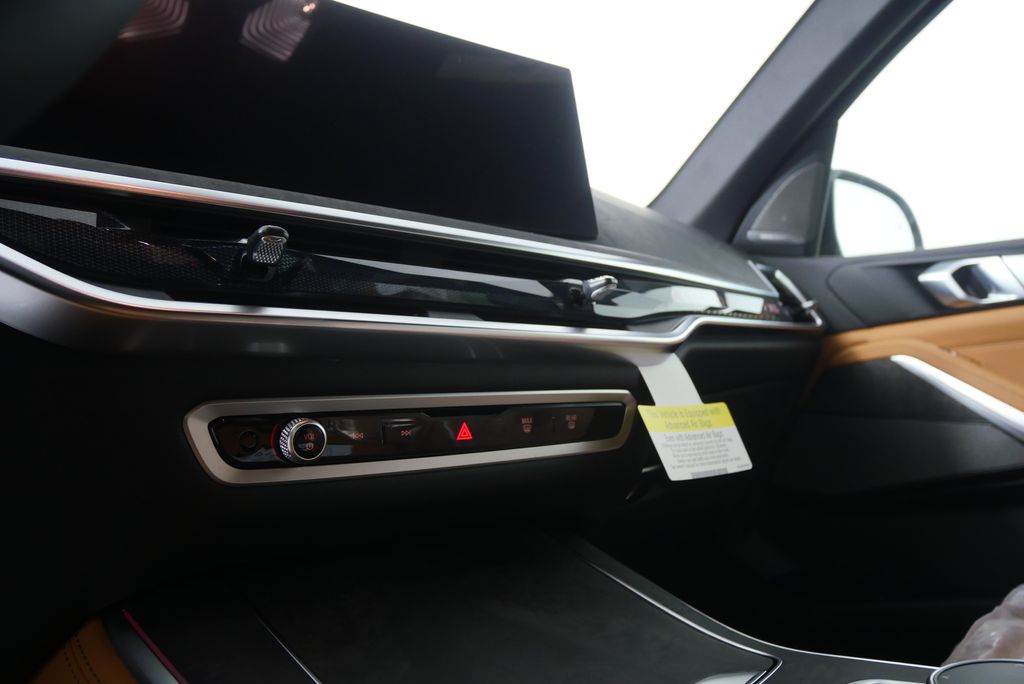 Thumbnail: 2026 BMW X5 - 21