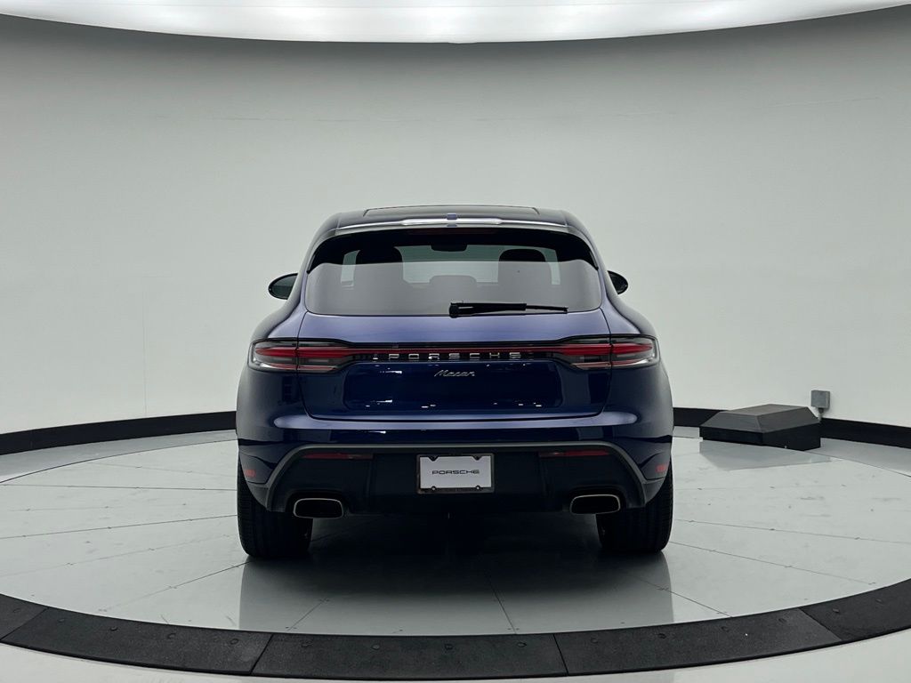 Thumbnail: 2025 Porsche Macan - 9