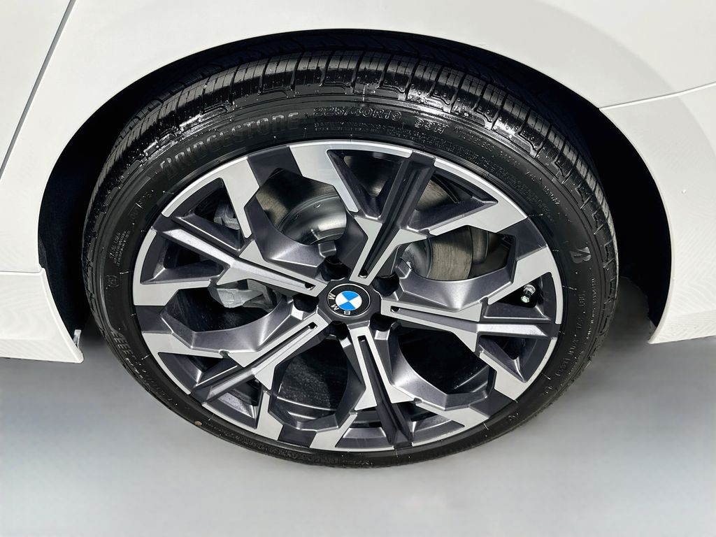 Thumbnail: 2026 BMW 3 Series - 23