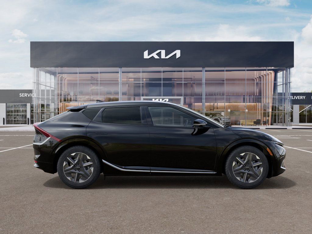 New 2025 Kia EV6 Light
