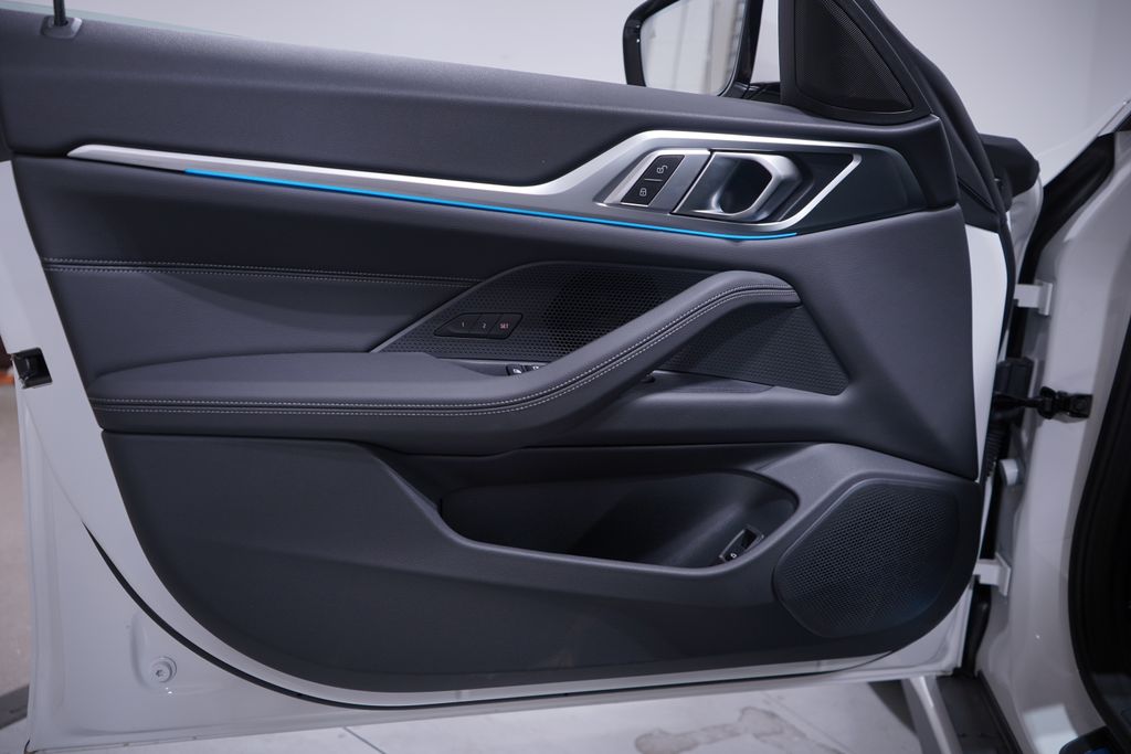 2025 BMW i4 eDrive40 16