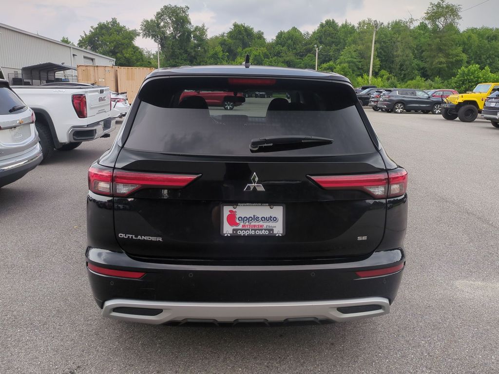 2024 Mitsubishi Outlander SE 2.5 2WD