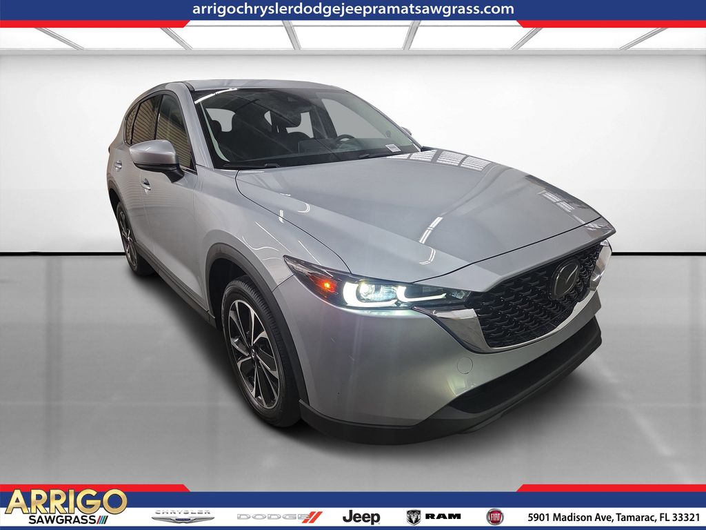 2023 Mazda CX-5 S Premium package
