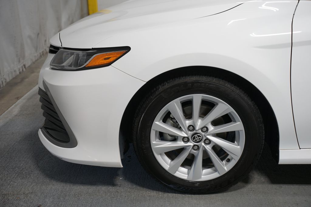 Thumbnail: 2021 Toyota Camry - 5