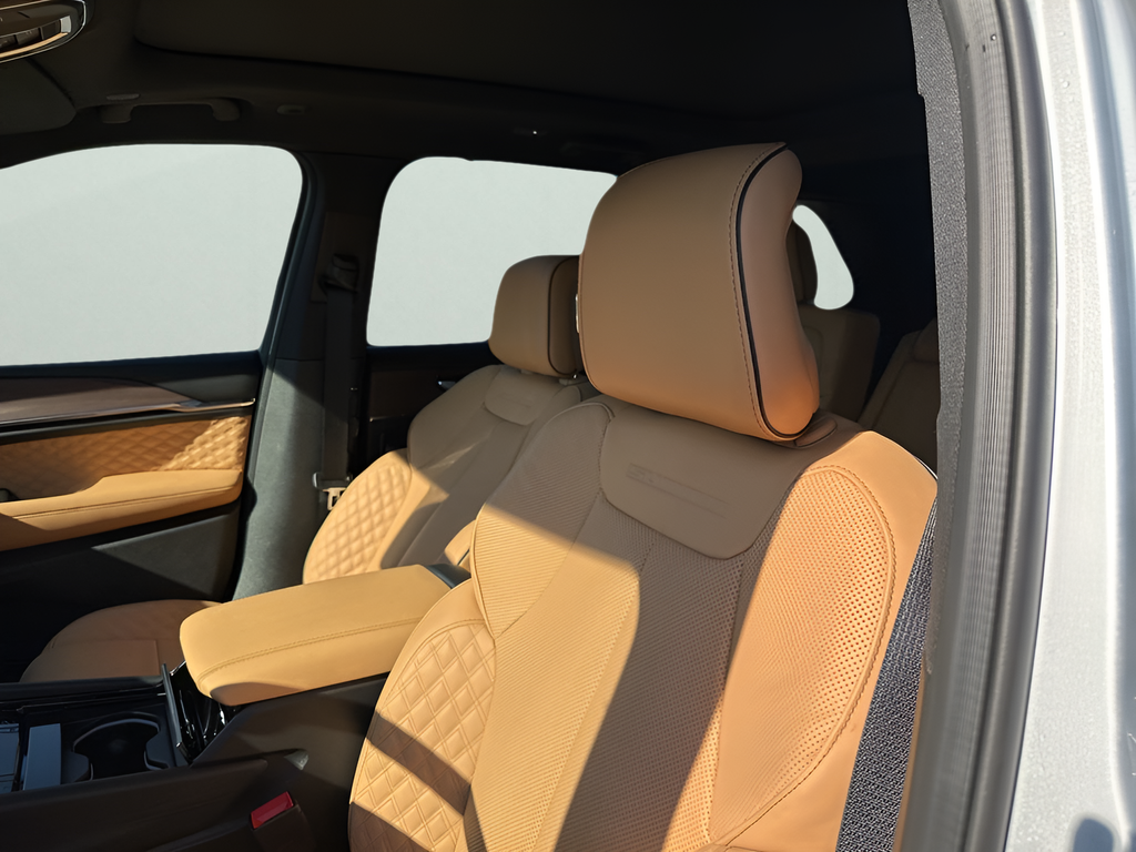 New Car 2025 Jeep Grand Cherokee  Summit For Sale Under $60,000 In Austin, Texas