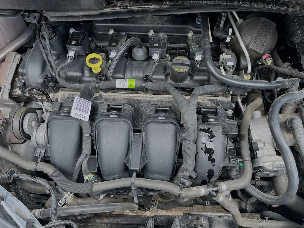 Used 2022 White Ford XL image 30