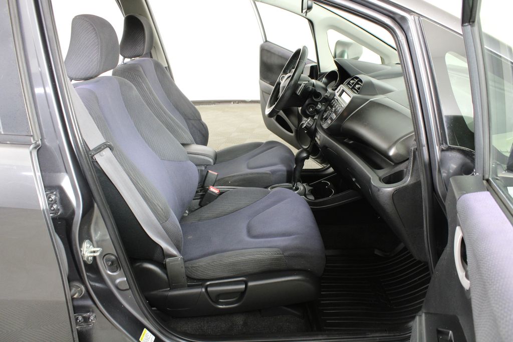 Used 2013 Honda Fit for sale in 