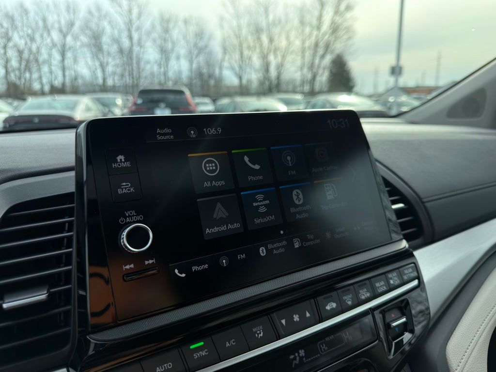 Thumbnail: 2026 Honda Odyssey - 32