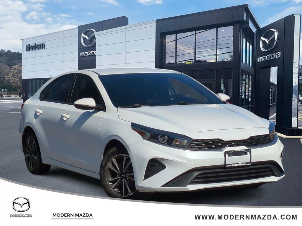 2024 Kia Forte LXS FWD