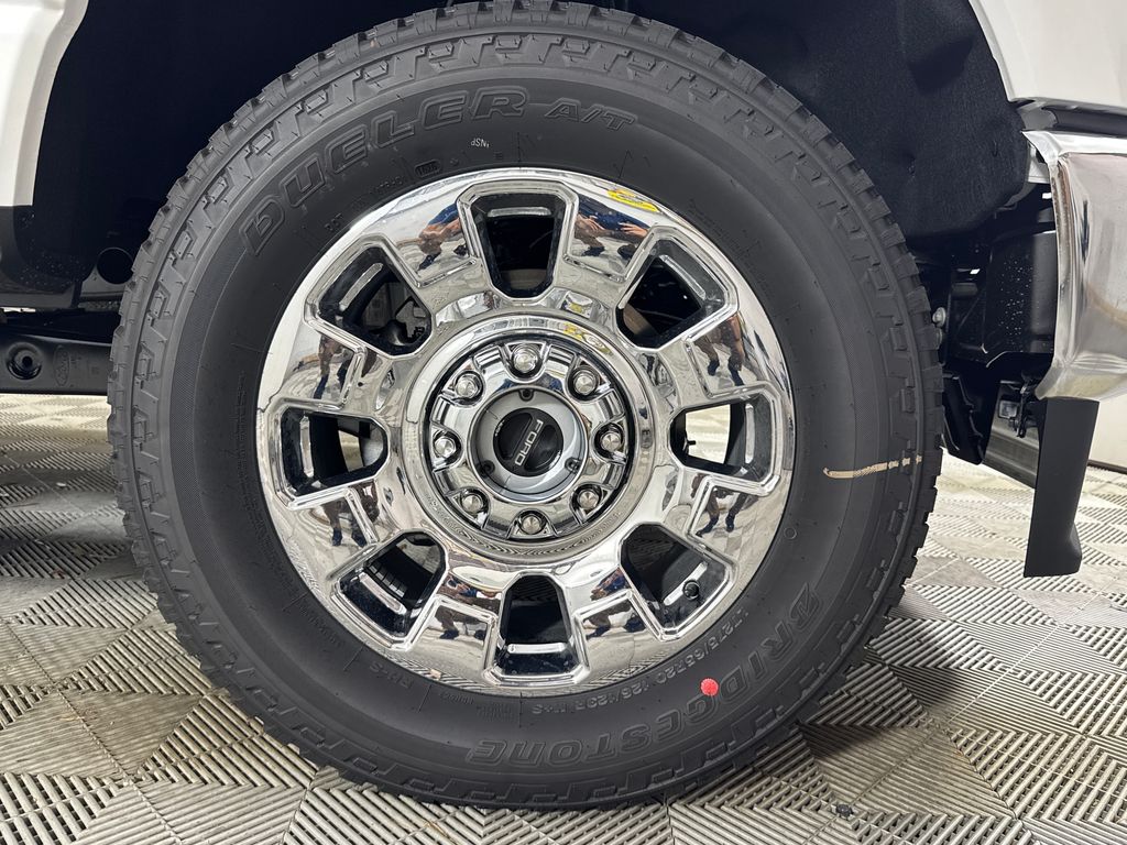 New 2026 White Ford Lariat image 14