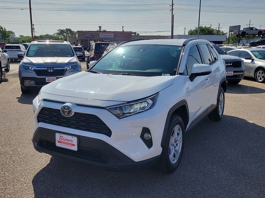 2020 Toyota RAV4 XLE - 3