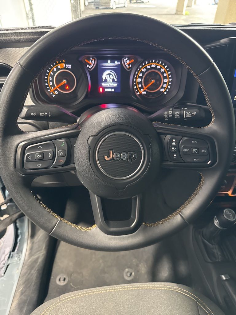 Thumbnail: 2024 Jeep Wrangler - 32