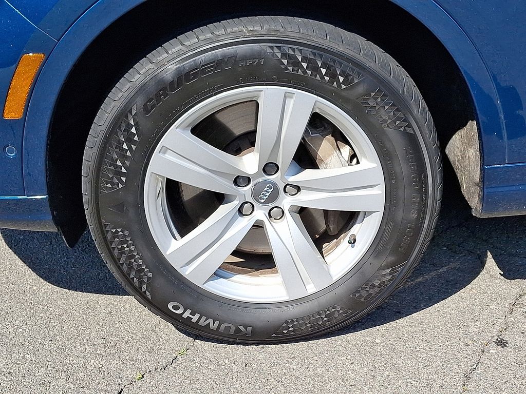 2019 Audi Q7 Premium Plus 8