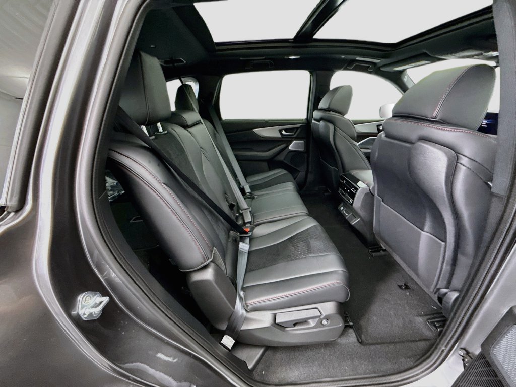 Thumbnail: 2026 Acura MDX - 21