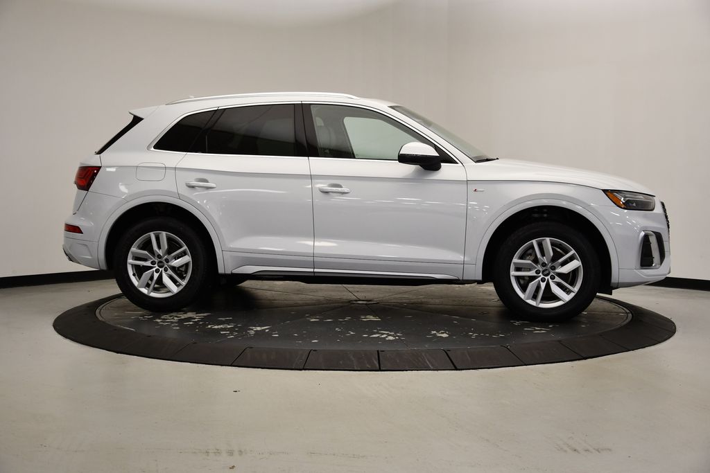 2022 Audi Q5 e Premium 6