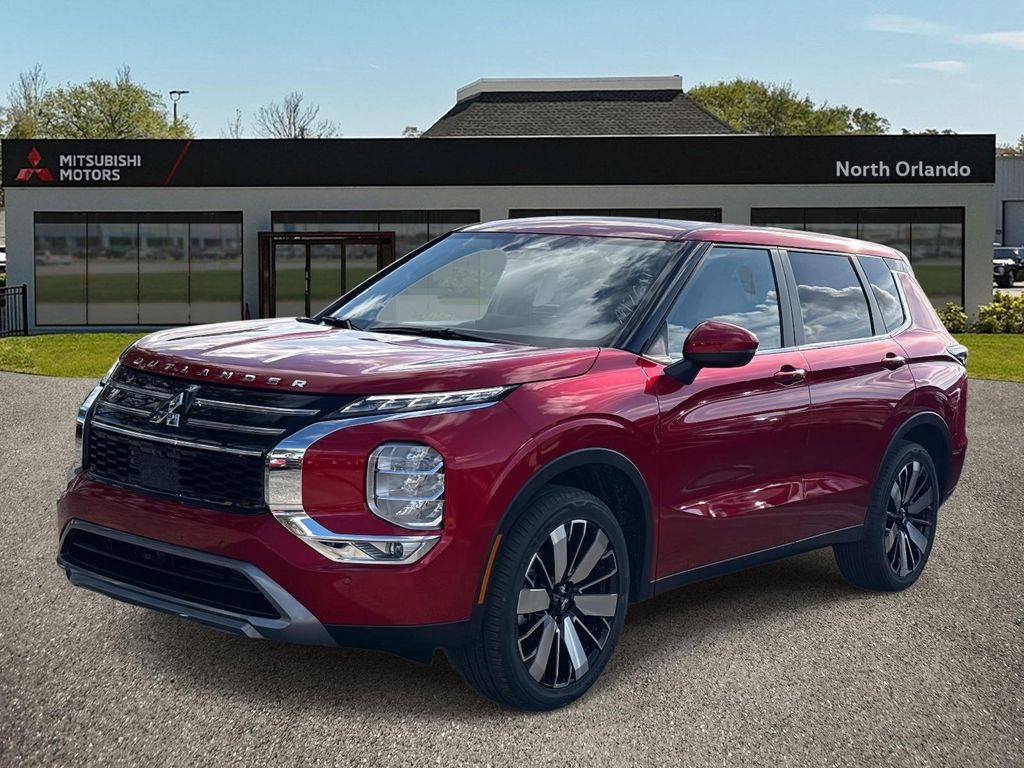 2026 Mitsubishi Outlander SE