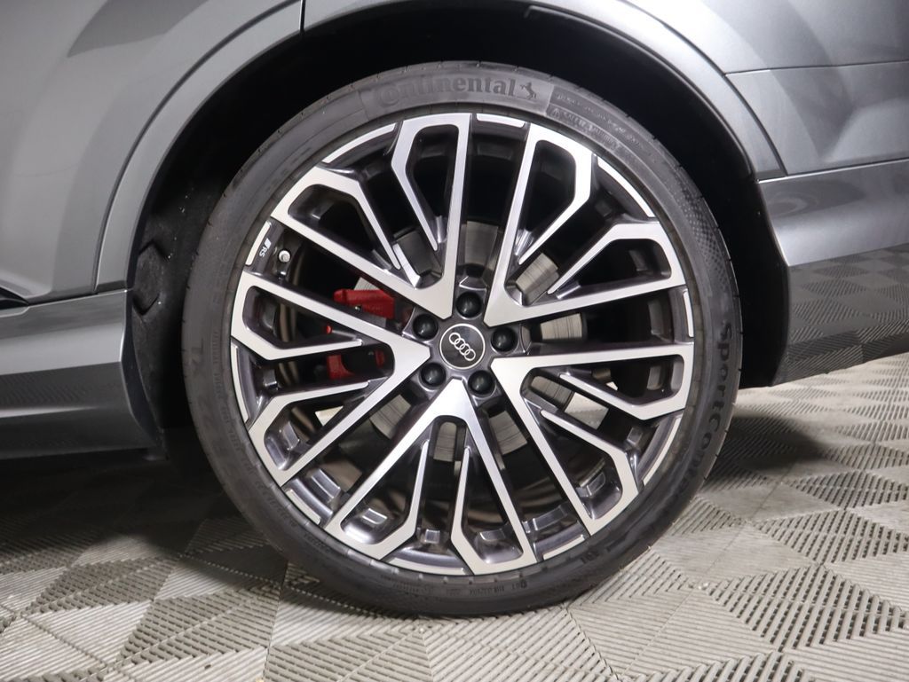 Thumbnail: 2025 Audi SQ7 - 32