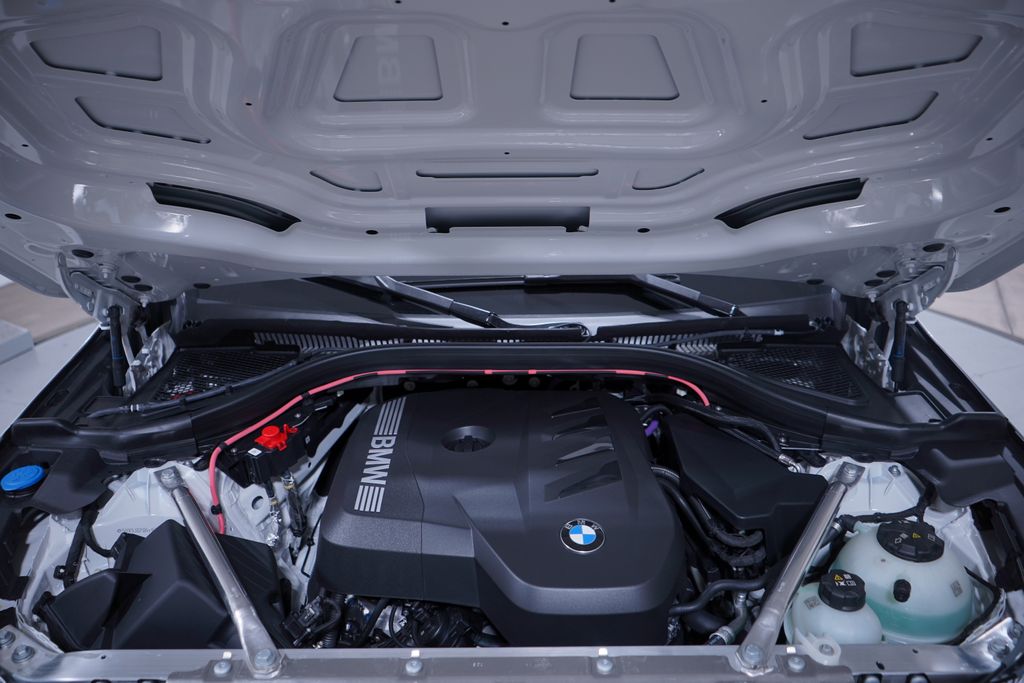 Thumbnail: 2026 BMW X3 - 16