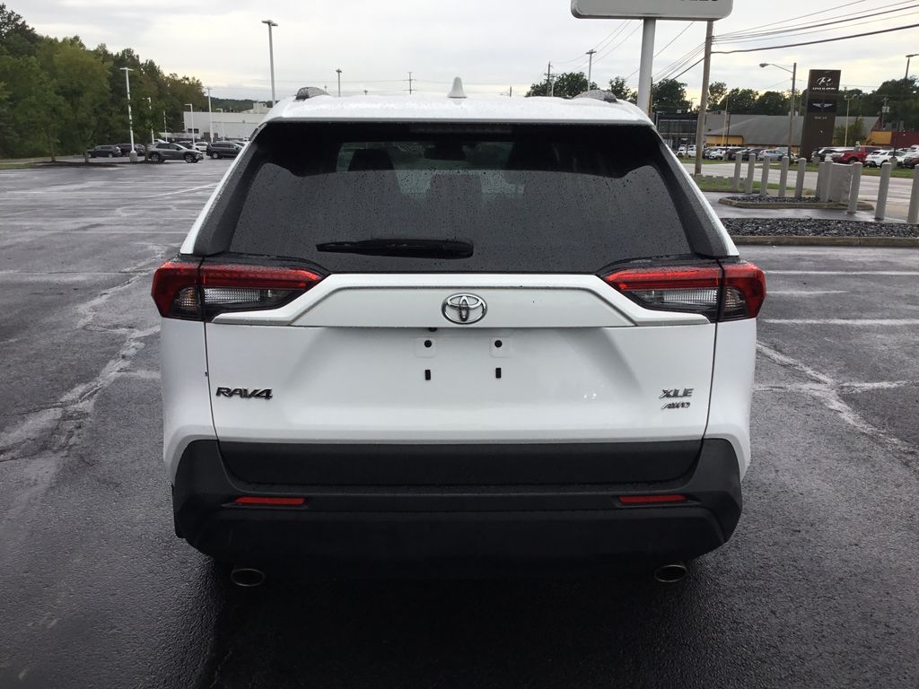Thumbnail: 2023 Toyota RAV4 - 4