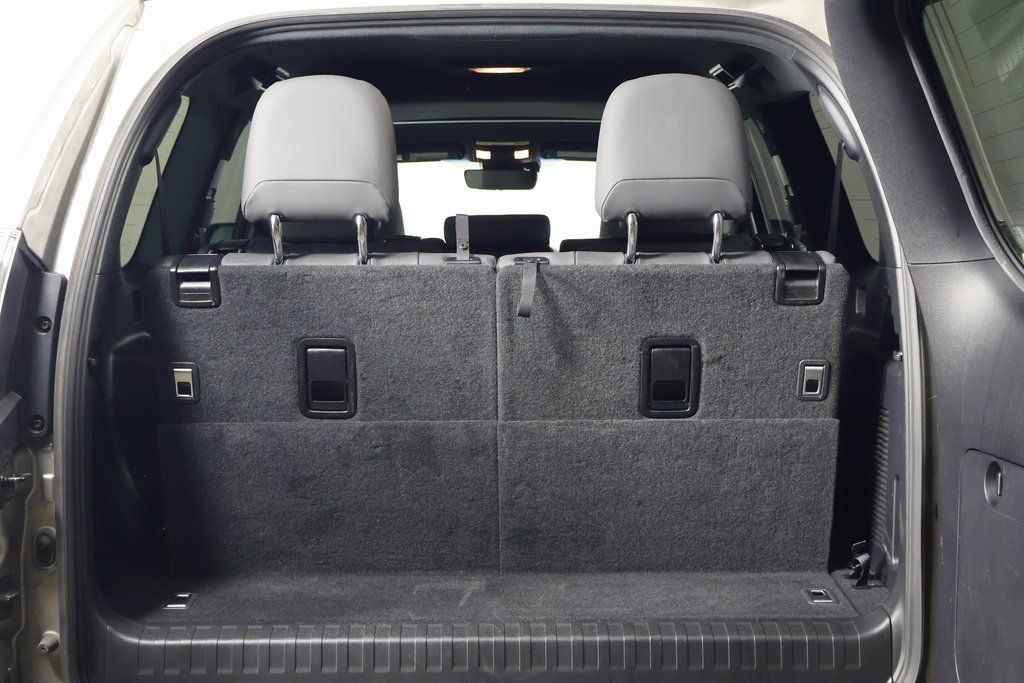 Thumbnail: 2023 Lexus GX - 15