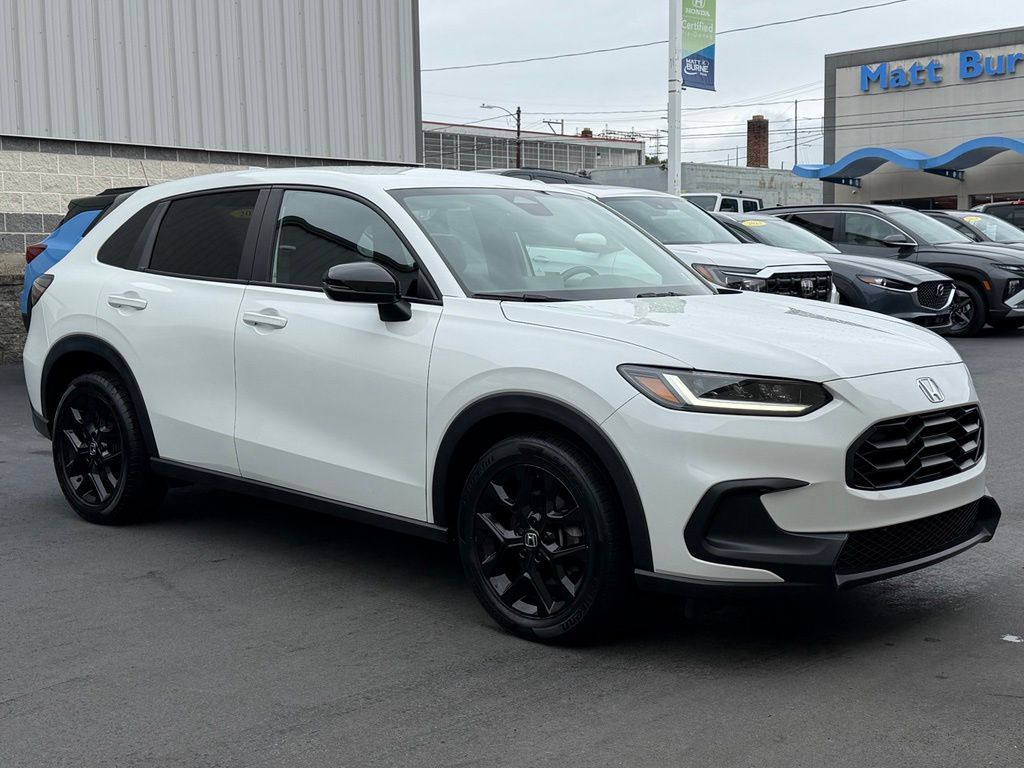 Platinum White Pearl 2024 Honda HR-V SUV / Crossover All-Wheel Drive Continuously Variable Transmission