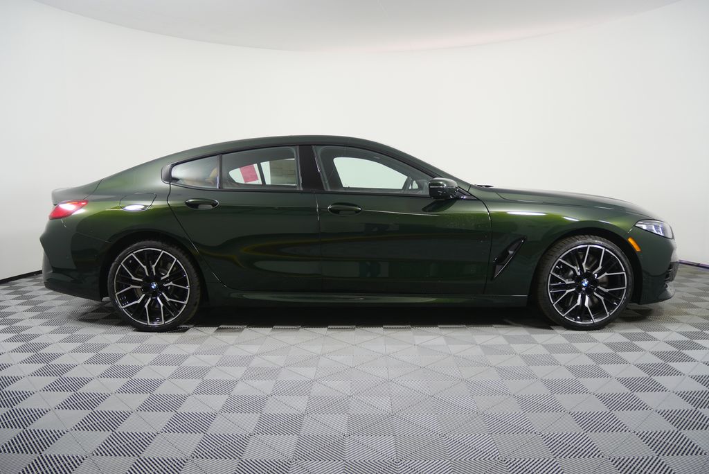 Thumbnail: 2026 BMW 8 Series - 2