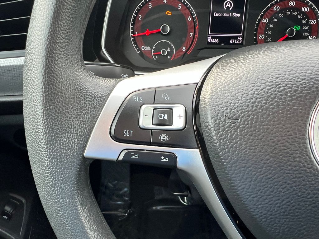 Thumbnail: 2019 Volkswagen Jetta - 21