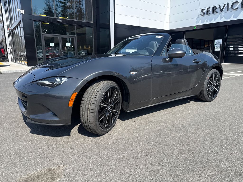Machine Gray Metallic 2026 Mazda MX-5 Miata Grand Touring RWD Convertible Rear-Wheel Drive 6-Speed Manual