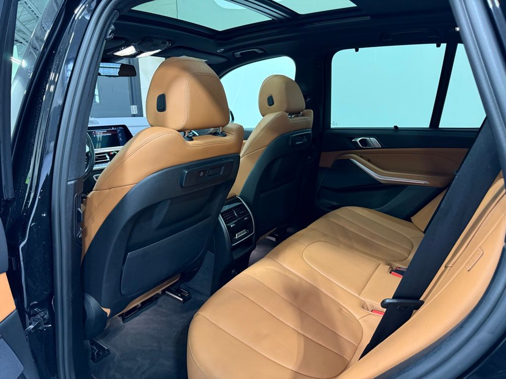 2022 BMW X5 xDrive40i 22