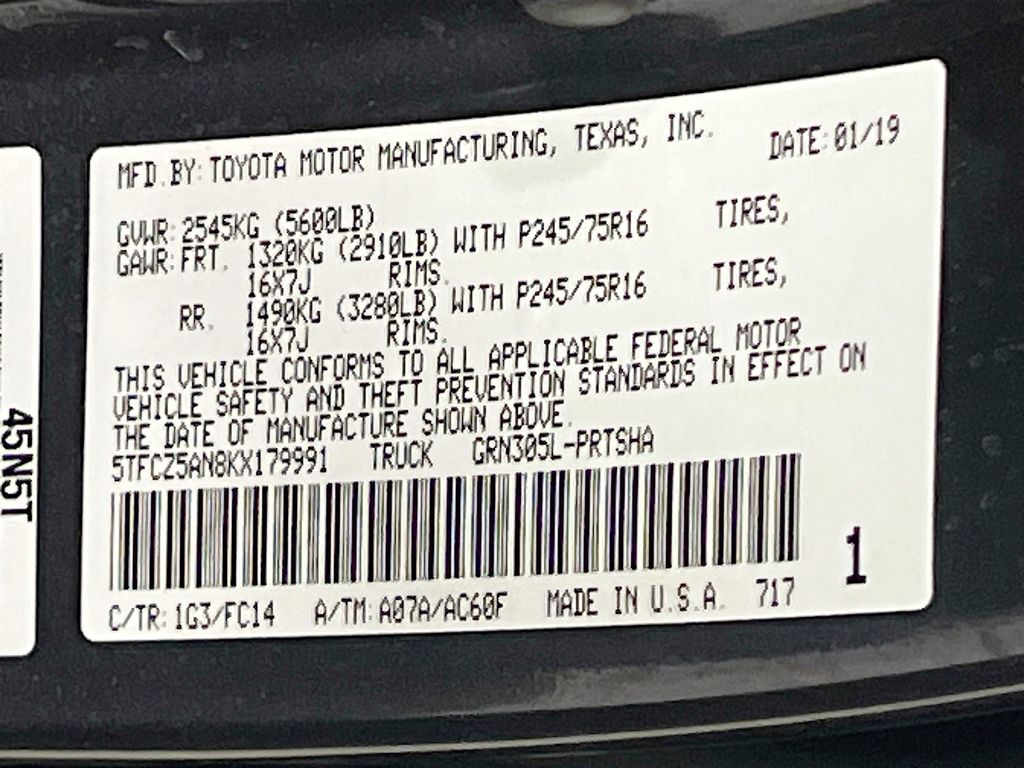 Used 2019 Gray Toyota SR5 image 29