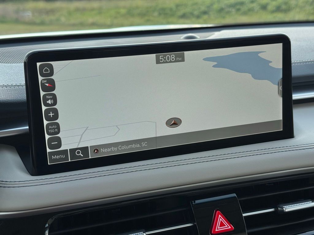 View vehicle photo 4