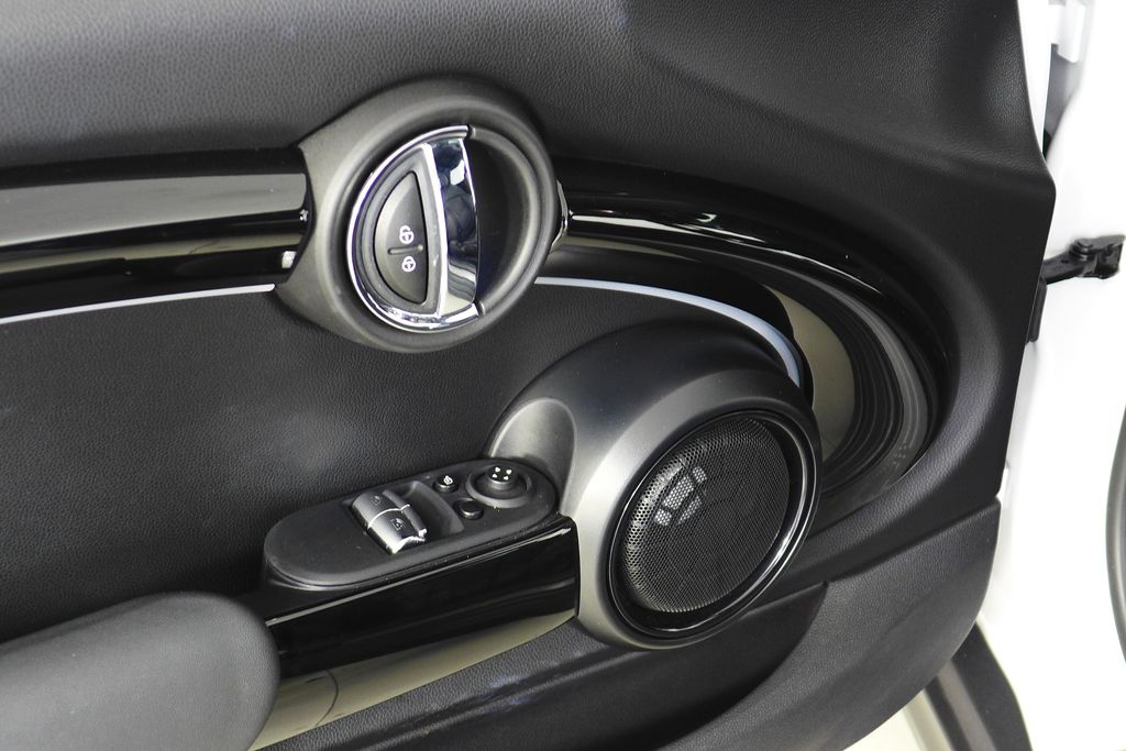 Thumbnail: 2024 MINI Cooper - 12
