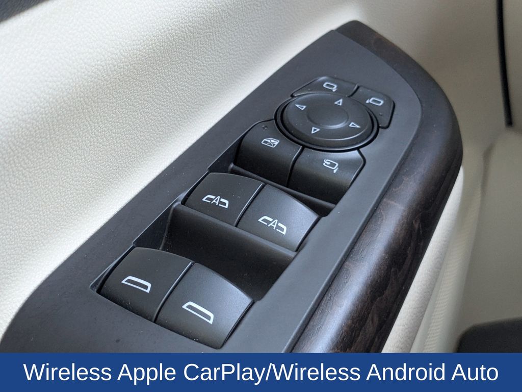 2021 GMC Acadia FWD Denali