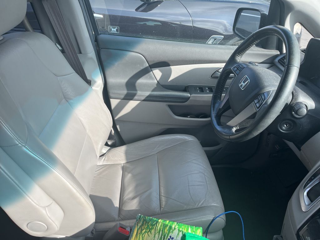 Thumbnail: 2012 Honda Odyssey - 4