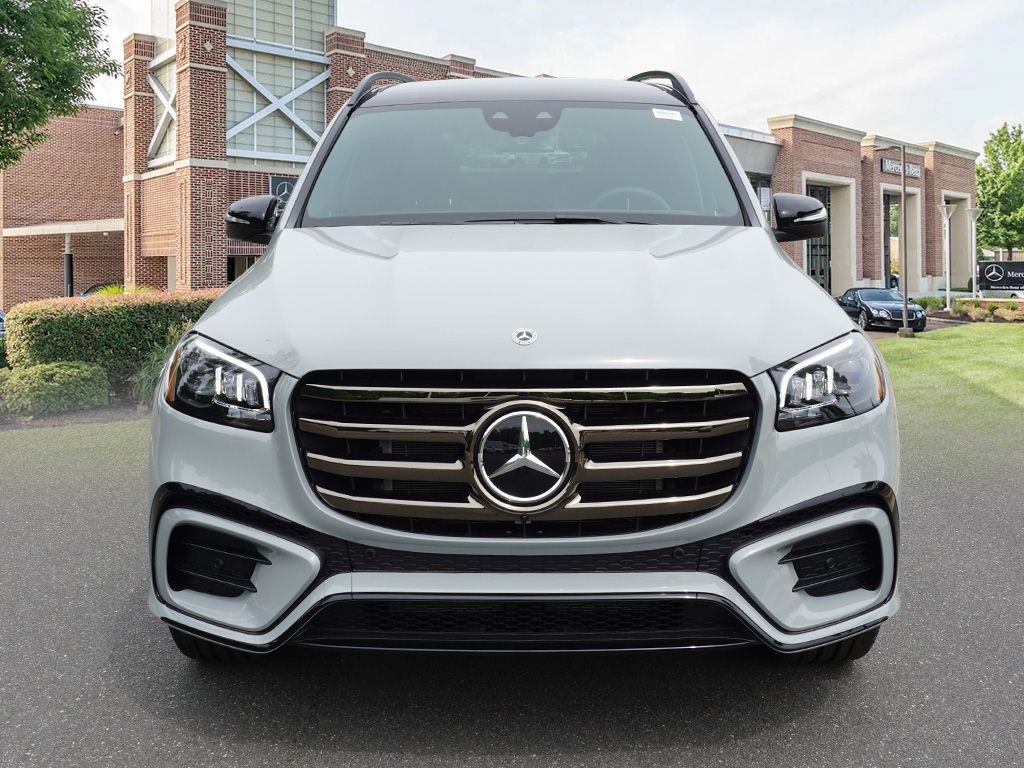 2025 Mercedes-Benz GLS 450 4MATIC 3