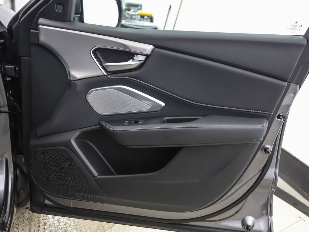 Thumbnail: 2025 Acura RDX - 28