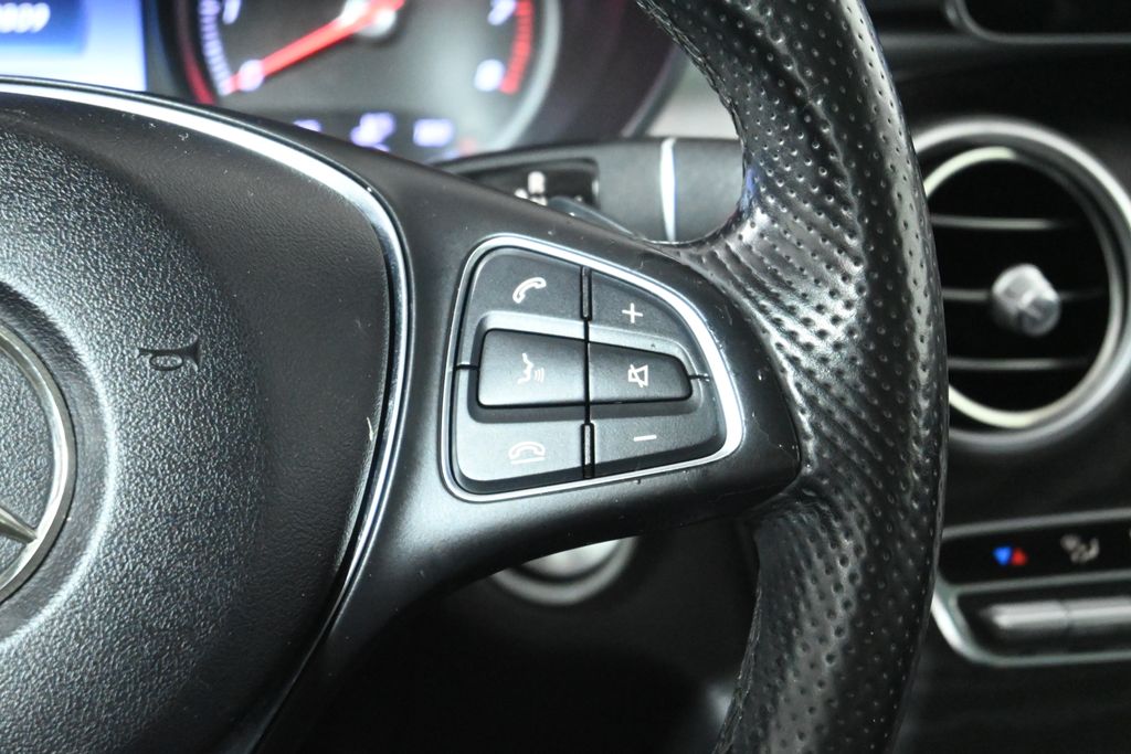 2015 Mercedes-Benz C-Class C 300 16
