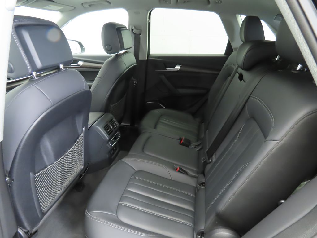 Thumbnail: 2023 Audi Q5 - 19