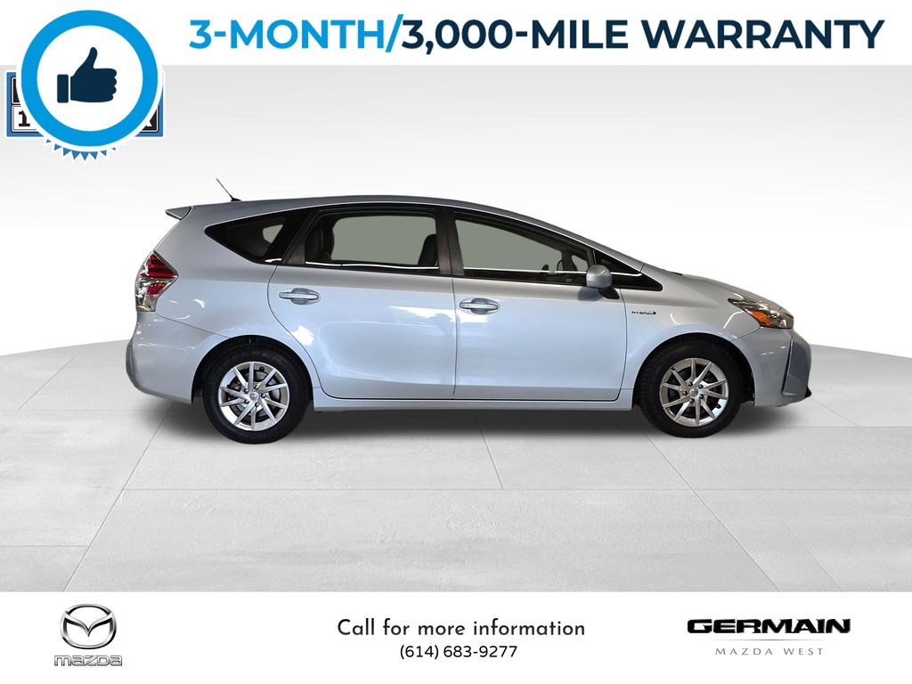 2015 Toyota Prius V Two photo 3