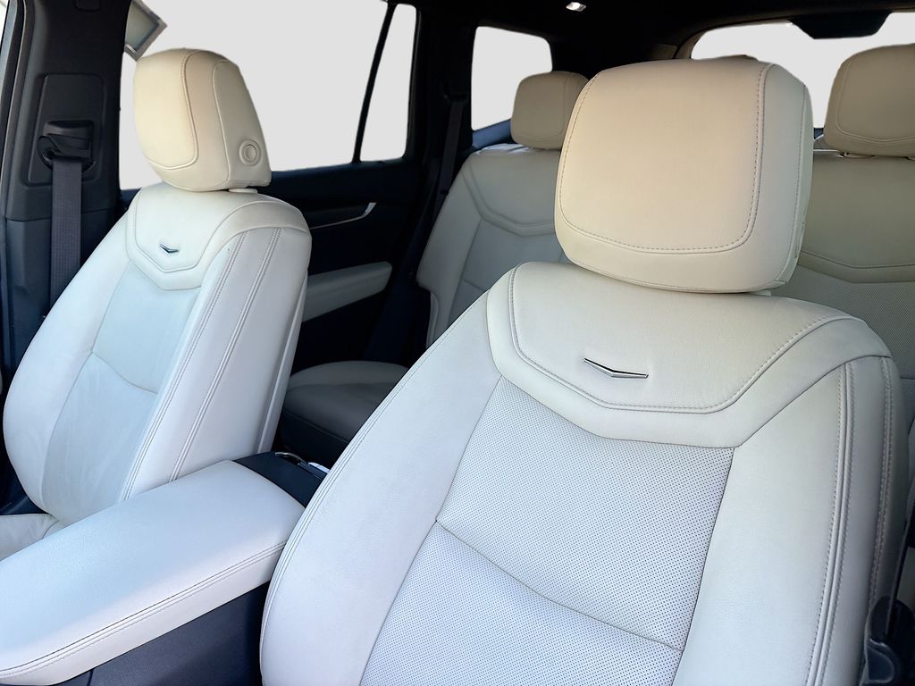 Used 2020 Gray Cadillac Sport image 22