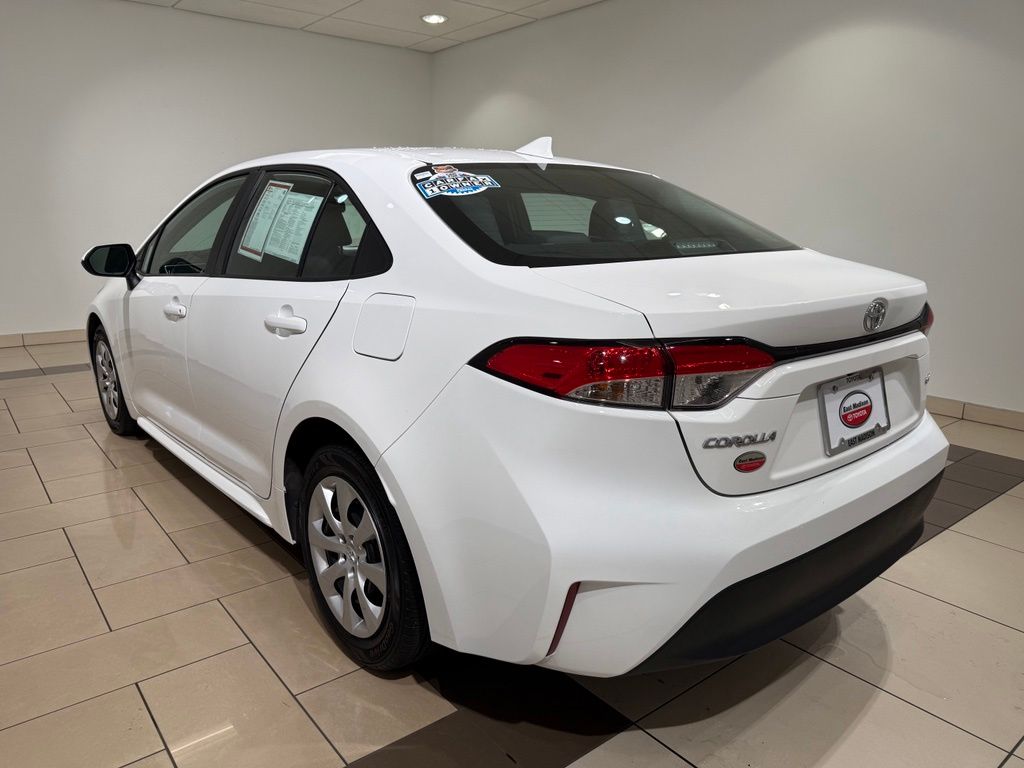 Thumbnail: 2024 Toyota Corolla - 3