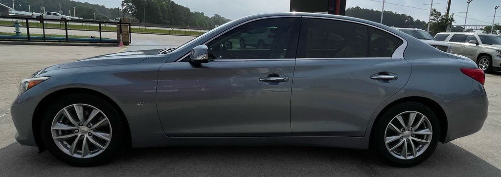 2015 INFINITI Q50 Premium Blue at Autostrade